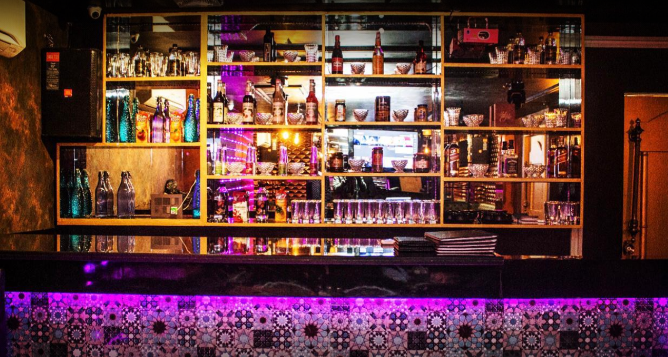 FireShot Capture 180 - delhi bar and restaurant - Google Search - www.google.com
