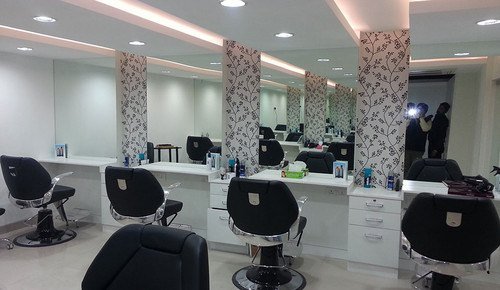 Read more about the article Beauty Parlor Interior Designing in Kolkata