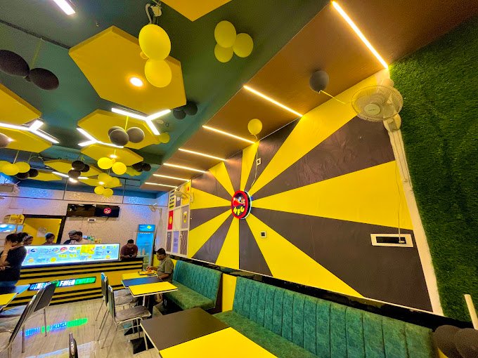 Read more about the article HFC – Café Interiors in Chakdaha, West Bengal