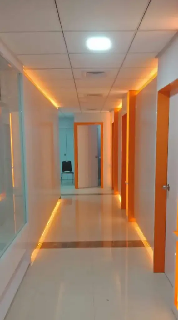 Clinic and Pathology Lab Interior Design Ideas for West Bengal Facilities